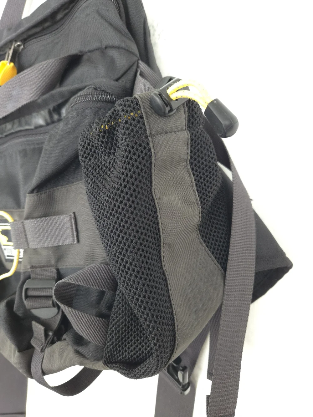 Mountainsmith Tour TLS Lumbar Pack Black Yellow Outdoor Gorpcore Hiking